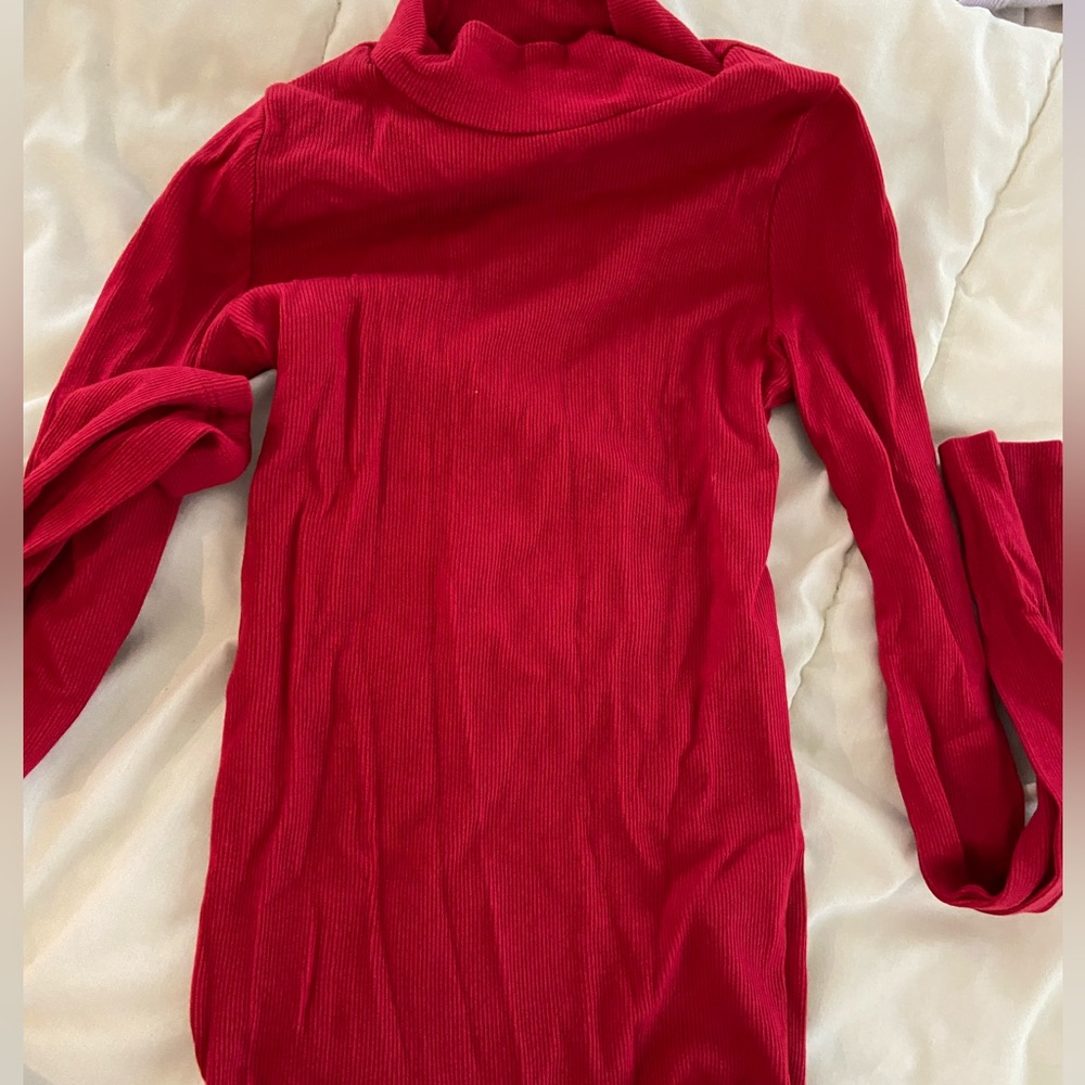 Hollister red mock neck shirt